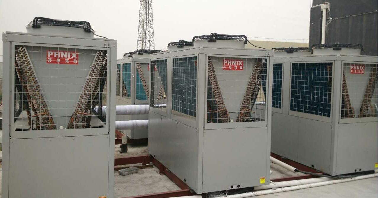 熱水系統空氣能一臺空氣能三個大水桶怎樣同步循環