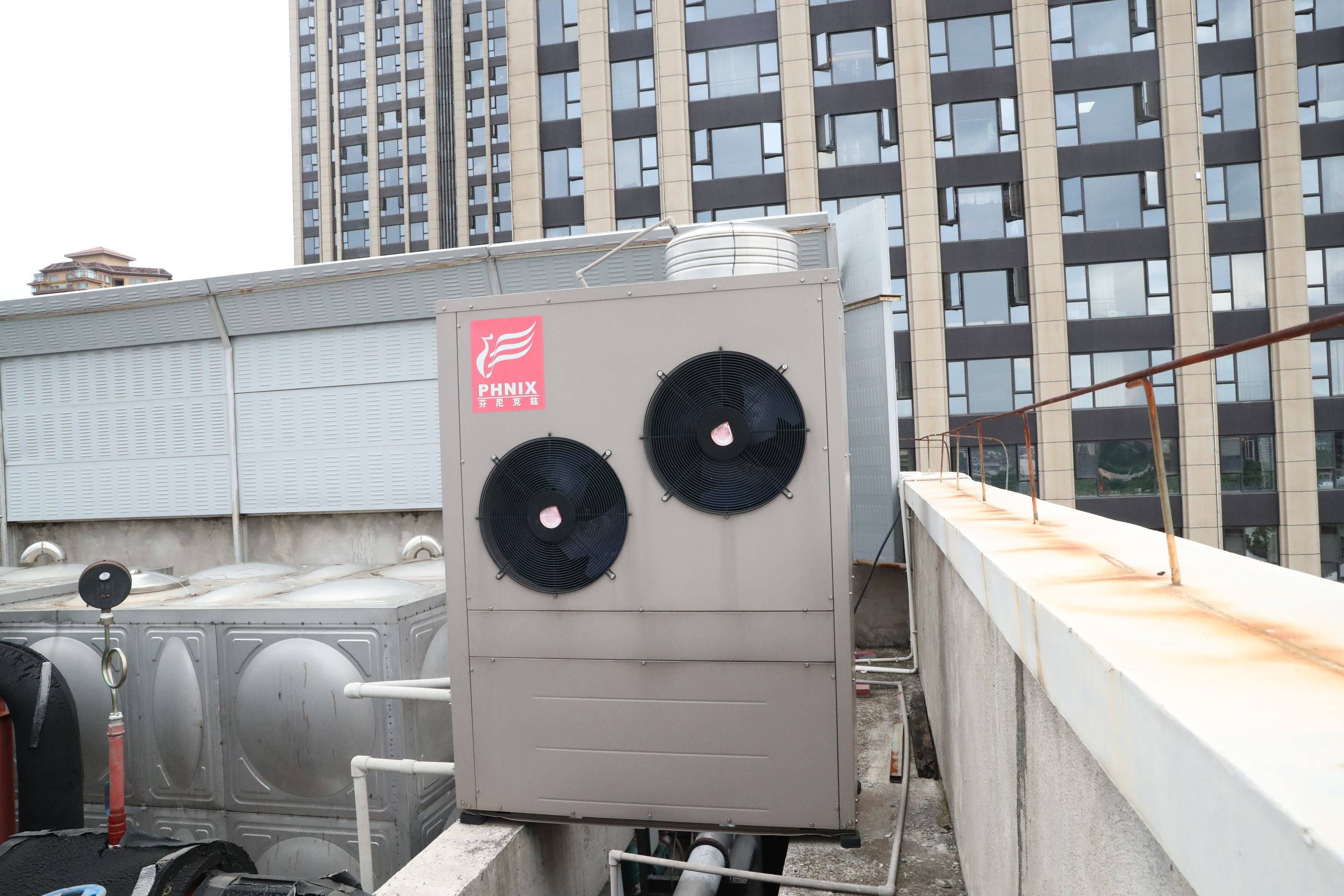 五匹空氣能一天最大耗電量是多少